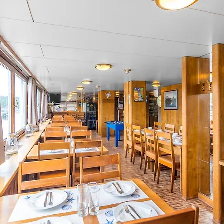 Bådhotel Vodnik 3*