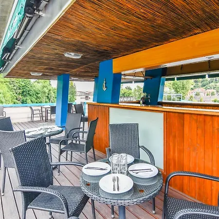 Bådhotel Vodnik Prag