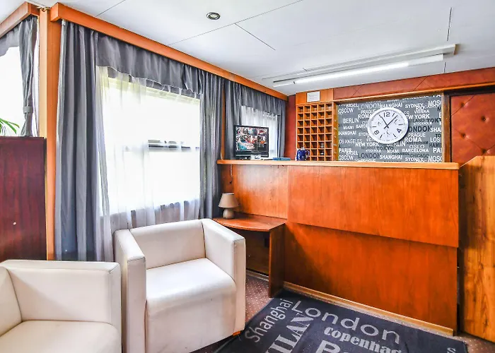 Vodnik Båthotell 3*